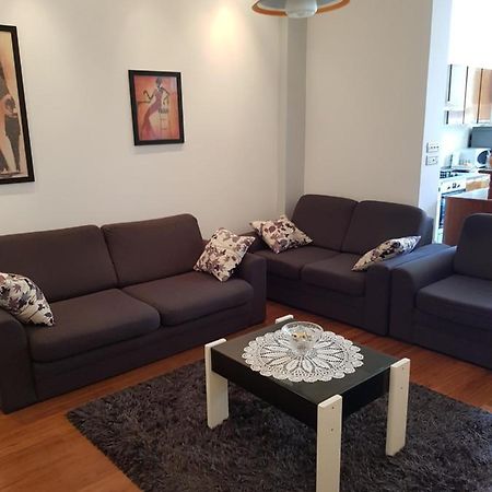 Apartment Centar Omiš Esterno foto